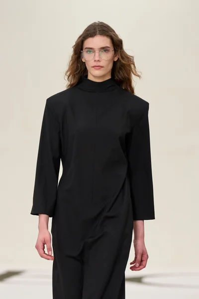 Look 1